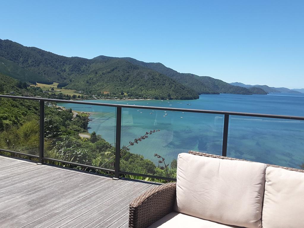 Okiwa Bay Lodge Picton Exterior foto